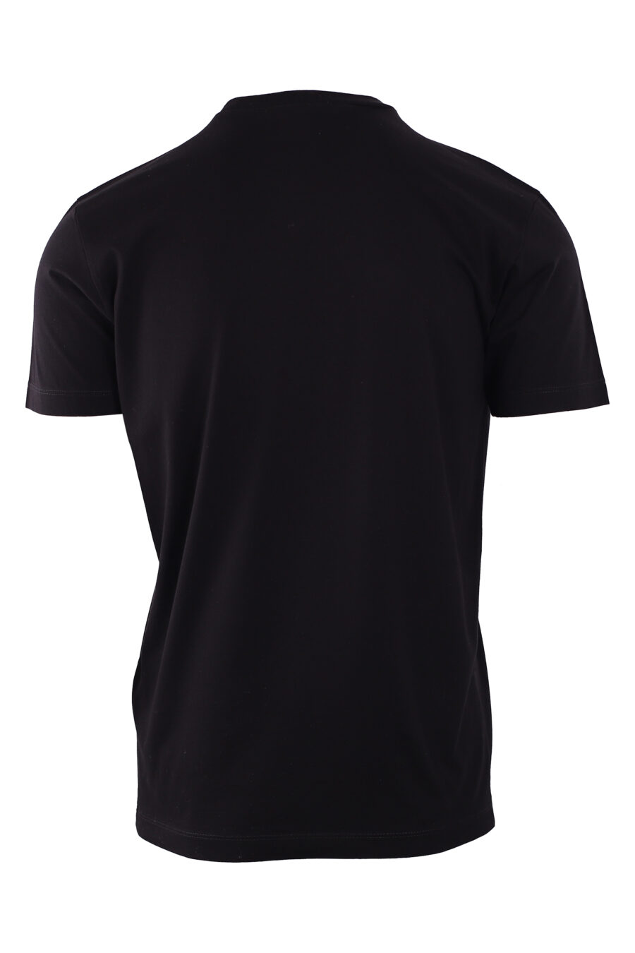 Black T-shirt with white square "D2" logo - IMG 2900