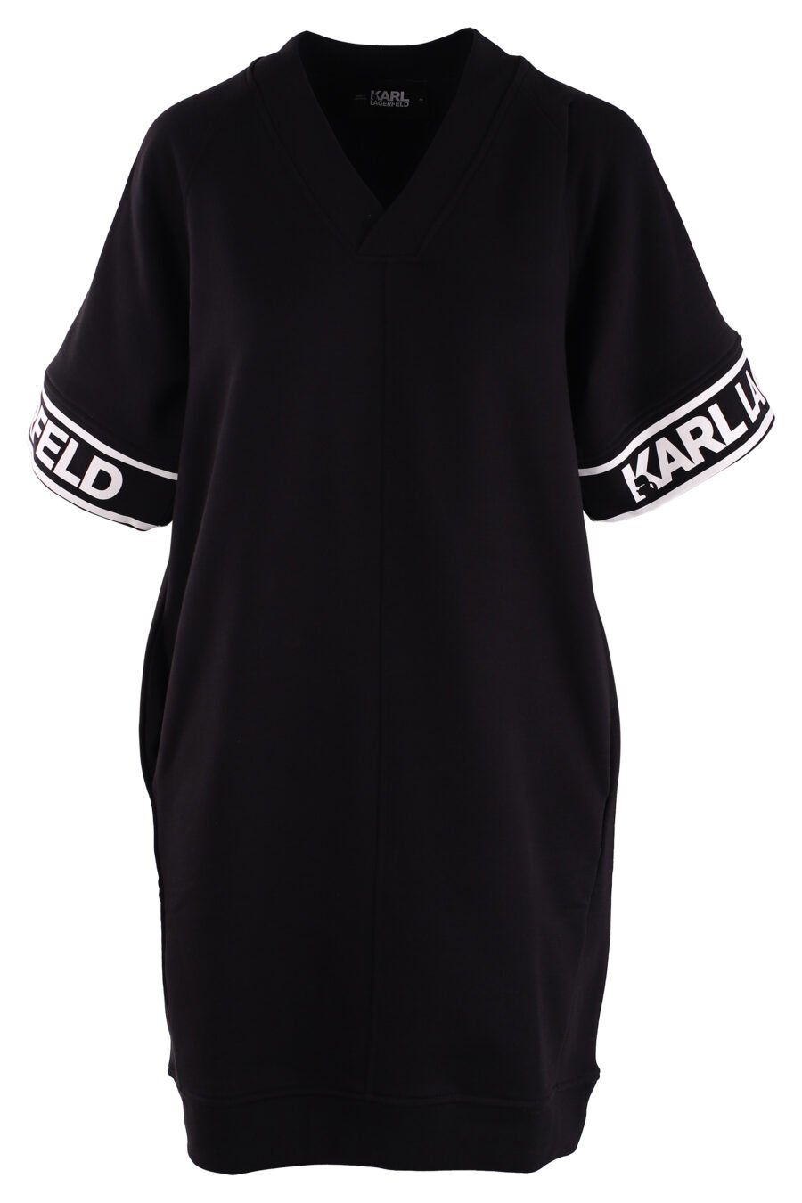 Vestido negro con logo en mangas - IMG 3047
