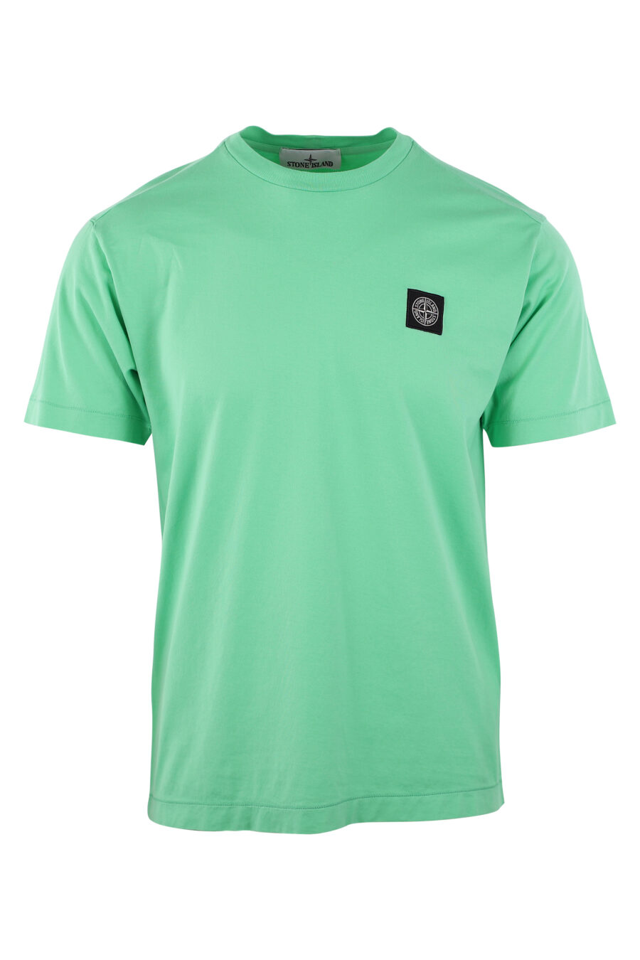 Camiseta verde claro con logo parche - IMG 3139