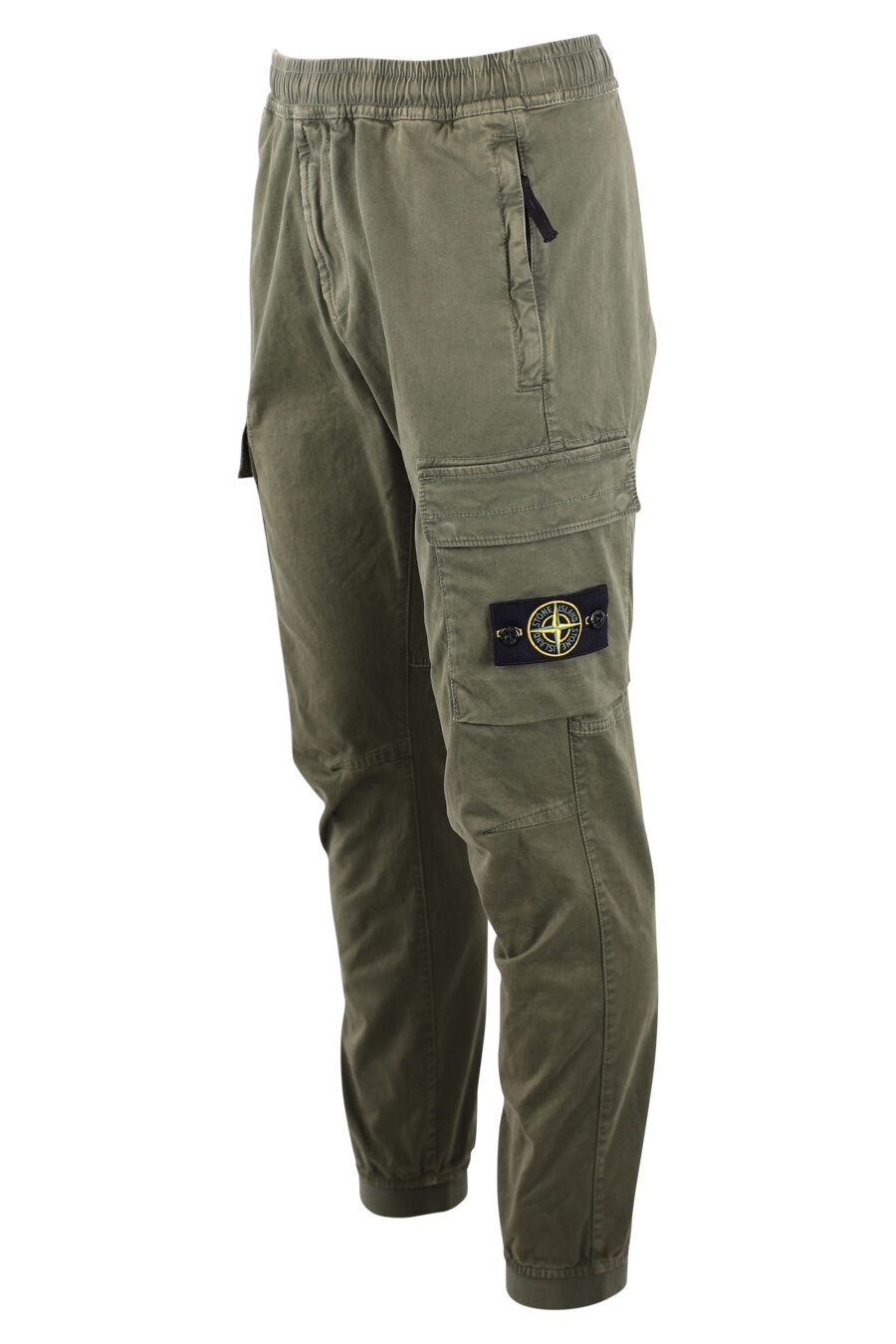 Pantalón verde militar estilo cargo con parche lateral - IMG 3198