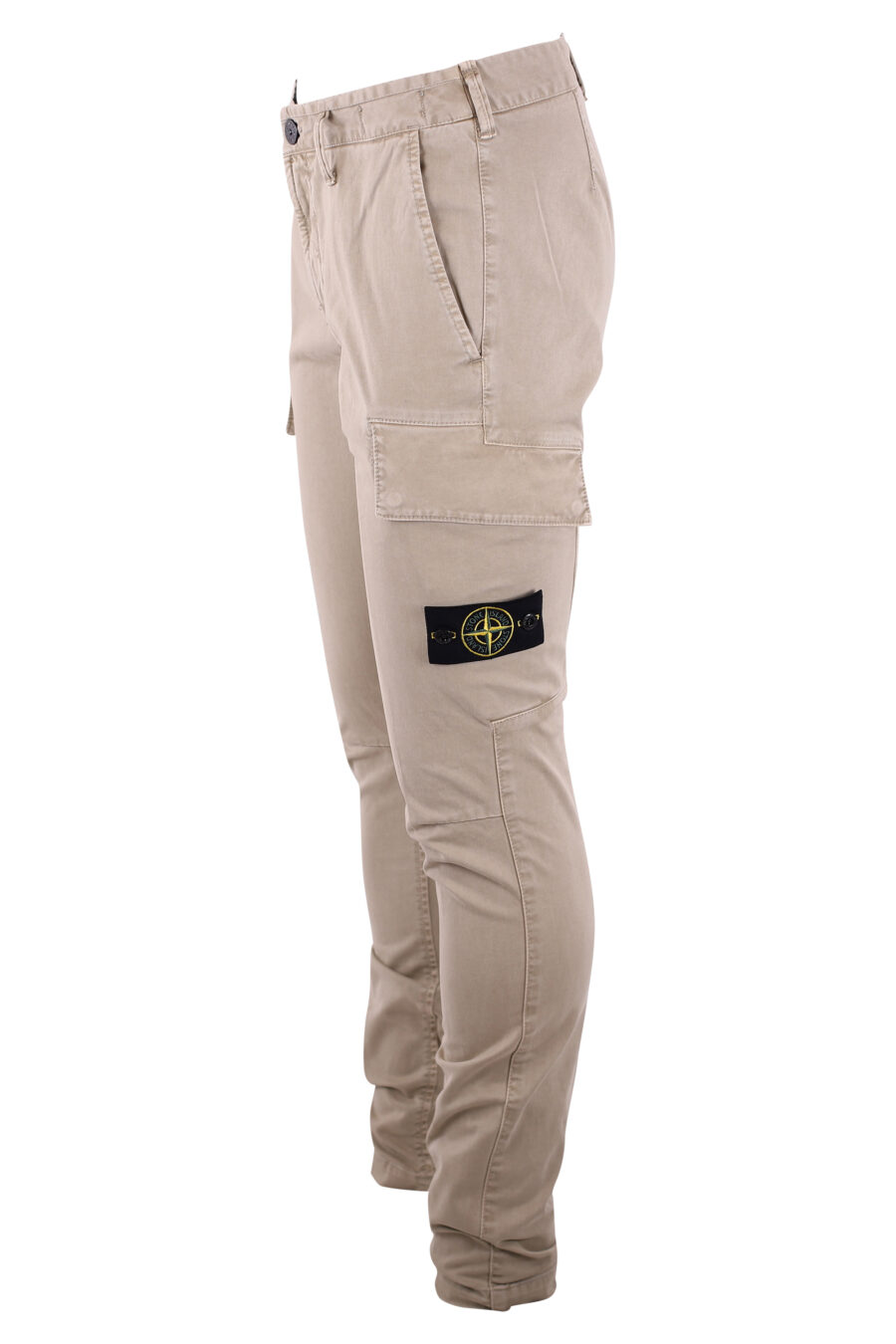 Pantalon beige avec poches latérales et écusson - IMG 3240