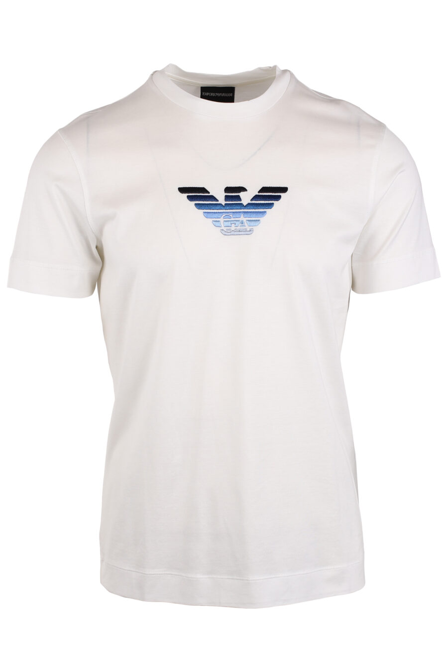 T-shirt branca com minilogo de águia em degradé azul - IMG 4054