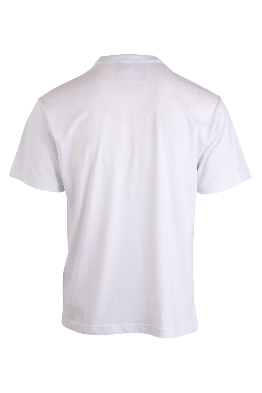 Camiseta blanca con logo cuadrado centro - IMG 4212