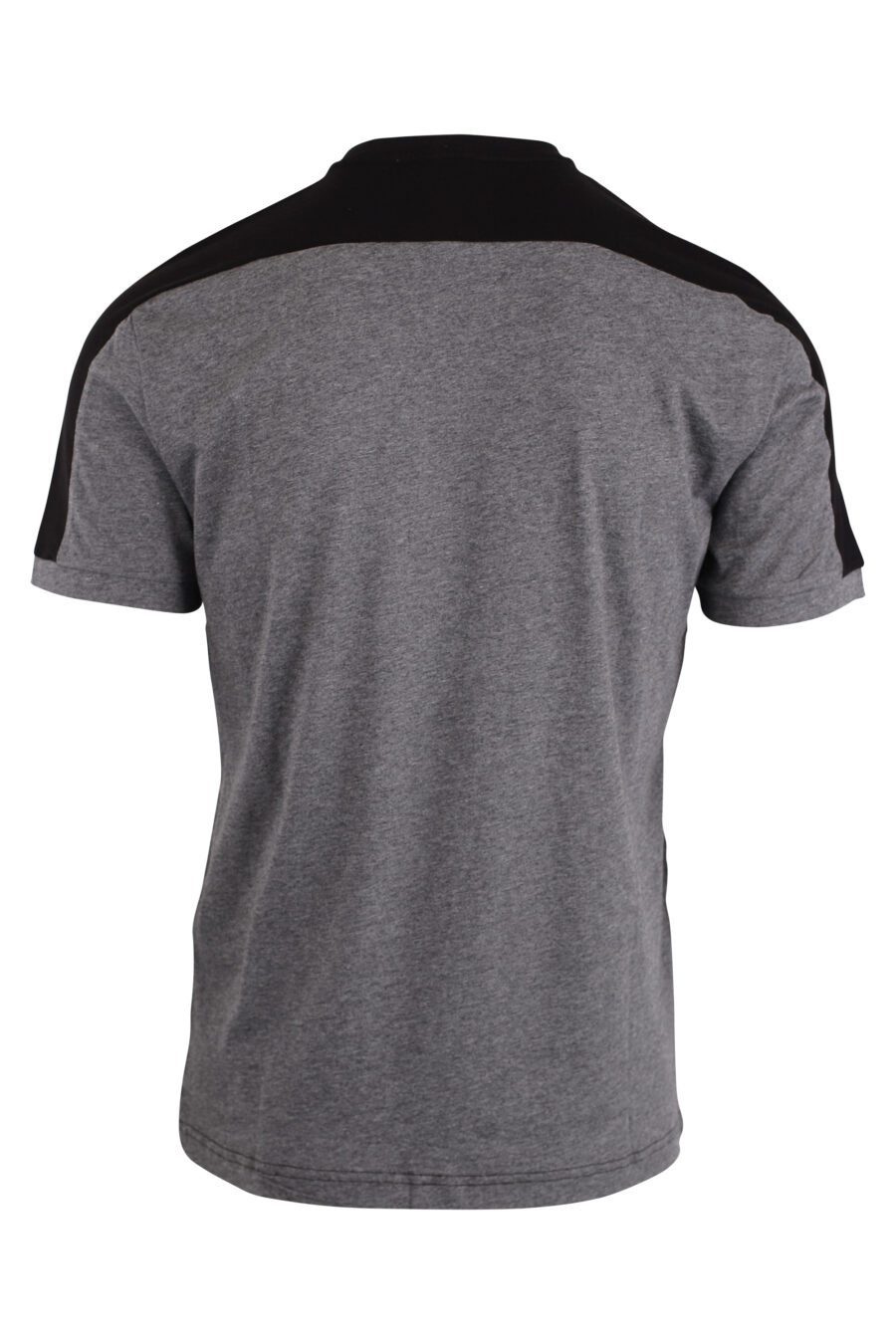 Camiseta negra con gris con logo "lux identity" gris - IMG 4229