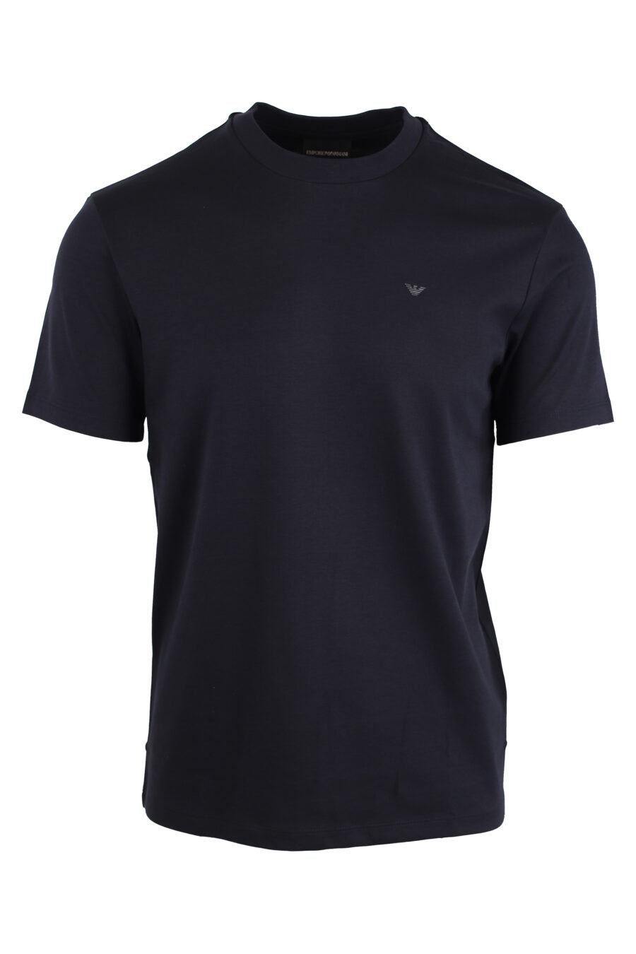 Camiseta azul oscura con minilogo negro - IMG 4264