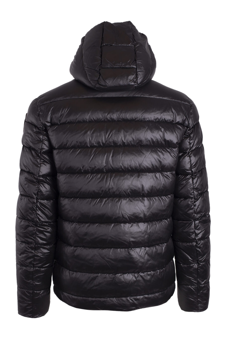 Black hooded jacket with straight lines and eco padding - IMG 4600
