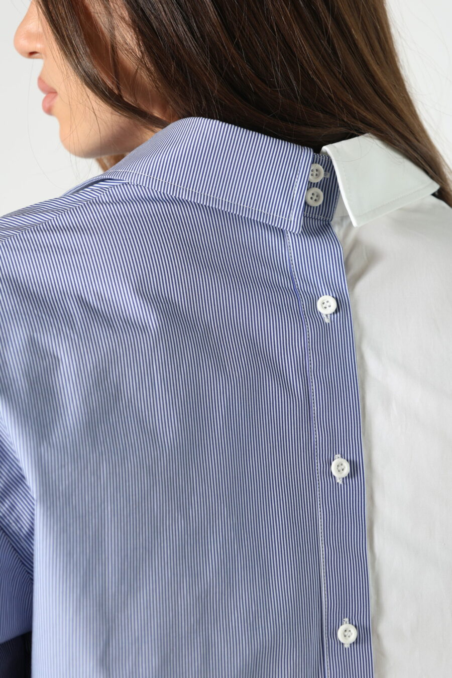 Two-coloured blue and white shirt - 8052865435499 393 scaled