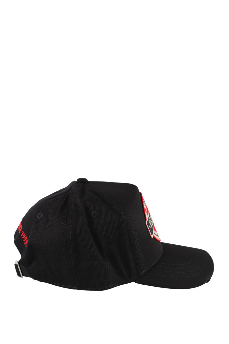 Gorra negra con parche y detalle rojo - IMG 5170