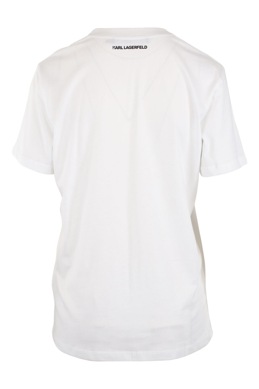 Camiseta blanca con maxilogo gráfico - IMG 5481