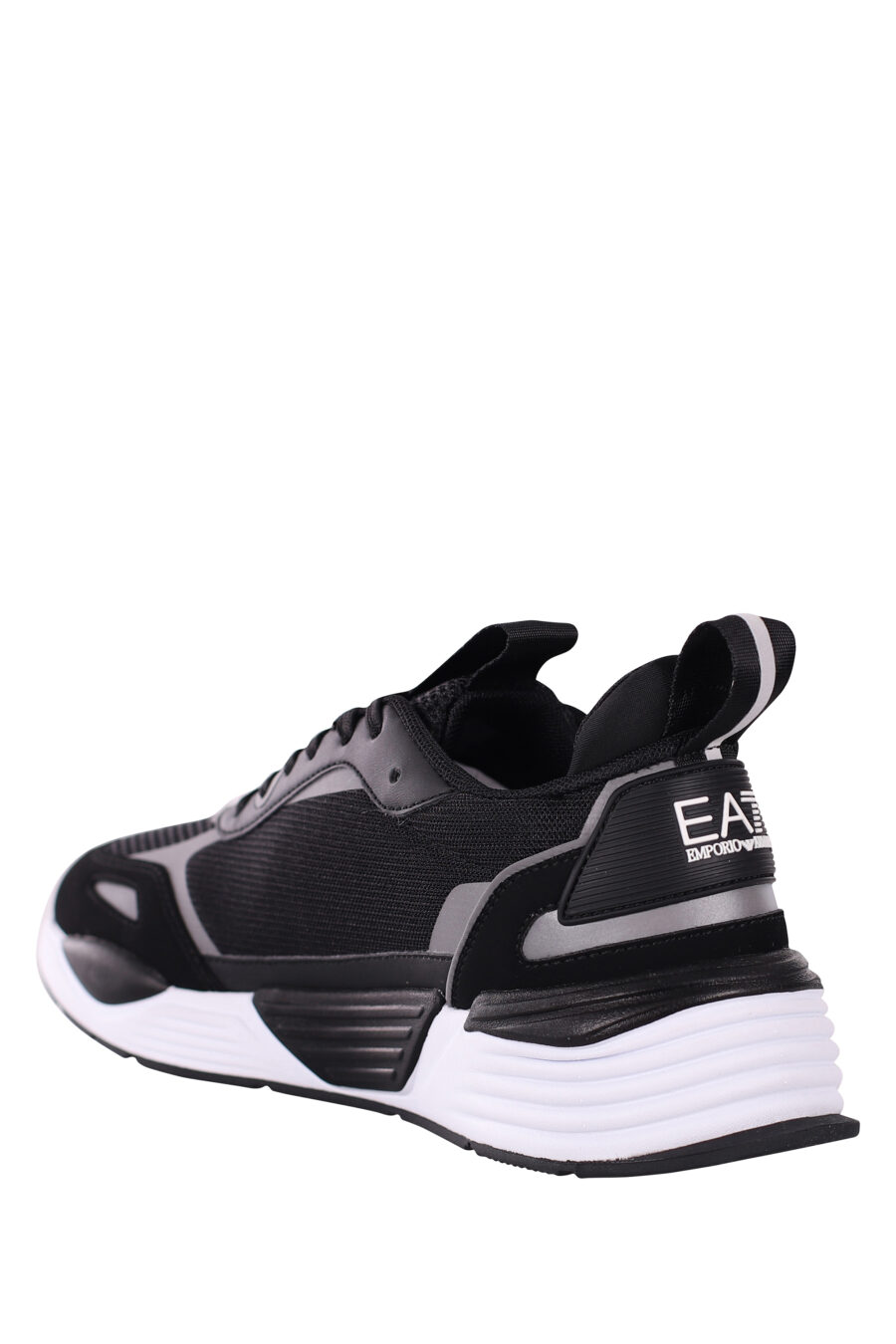 Zapatillas negras y plateado "ace runner" con logo de aguila - IMG 5800