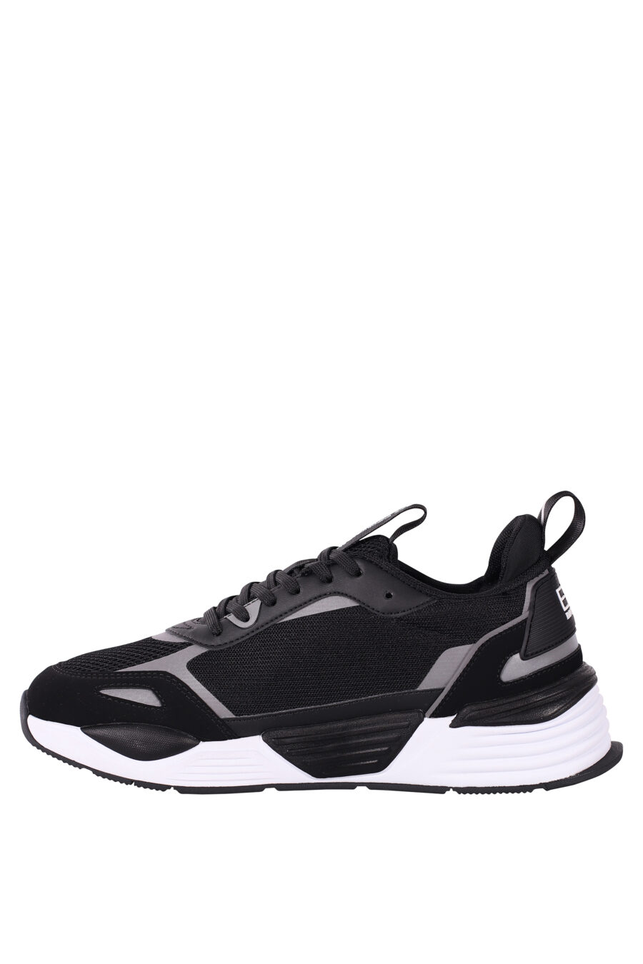 Zapatillas negras y plateado "ace runner" con logo de aguila - IMG 5801