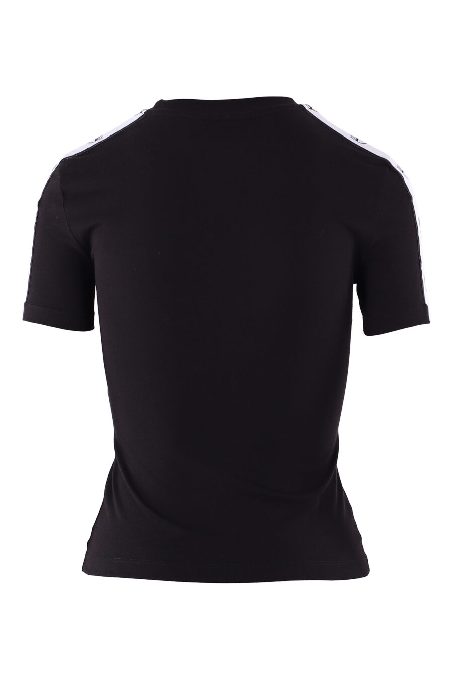 Black T-shirt with eye logo on sleeve band - IMG 6113