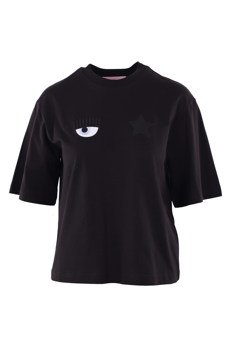 Camiseta negra con logo ojo y estrella - IMG 6116