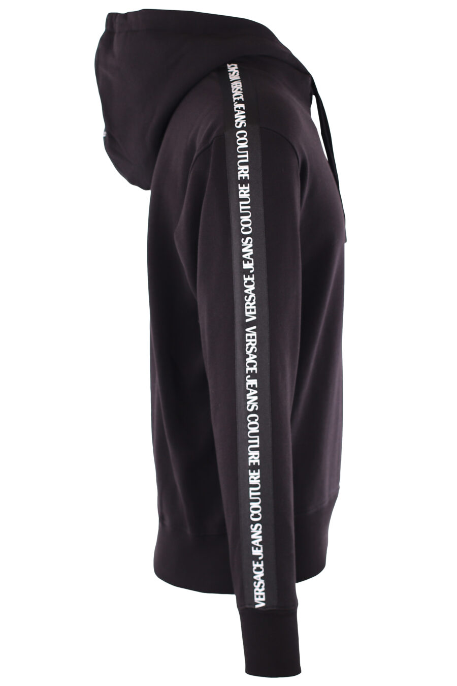 Sudadera con capucha negra y logo en cinta en mangas - IMG 6452