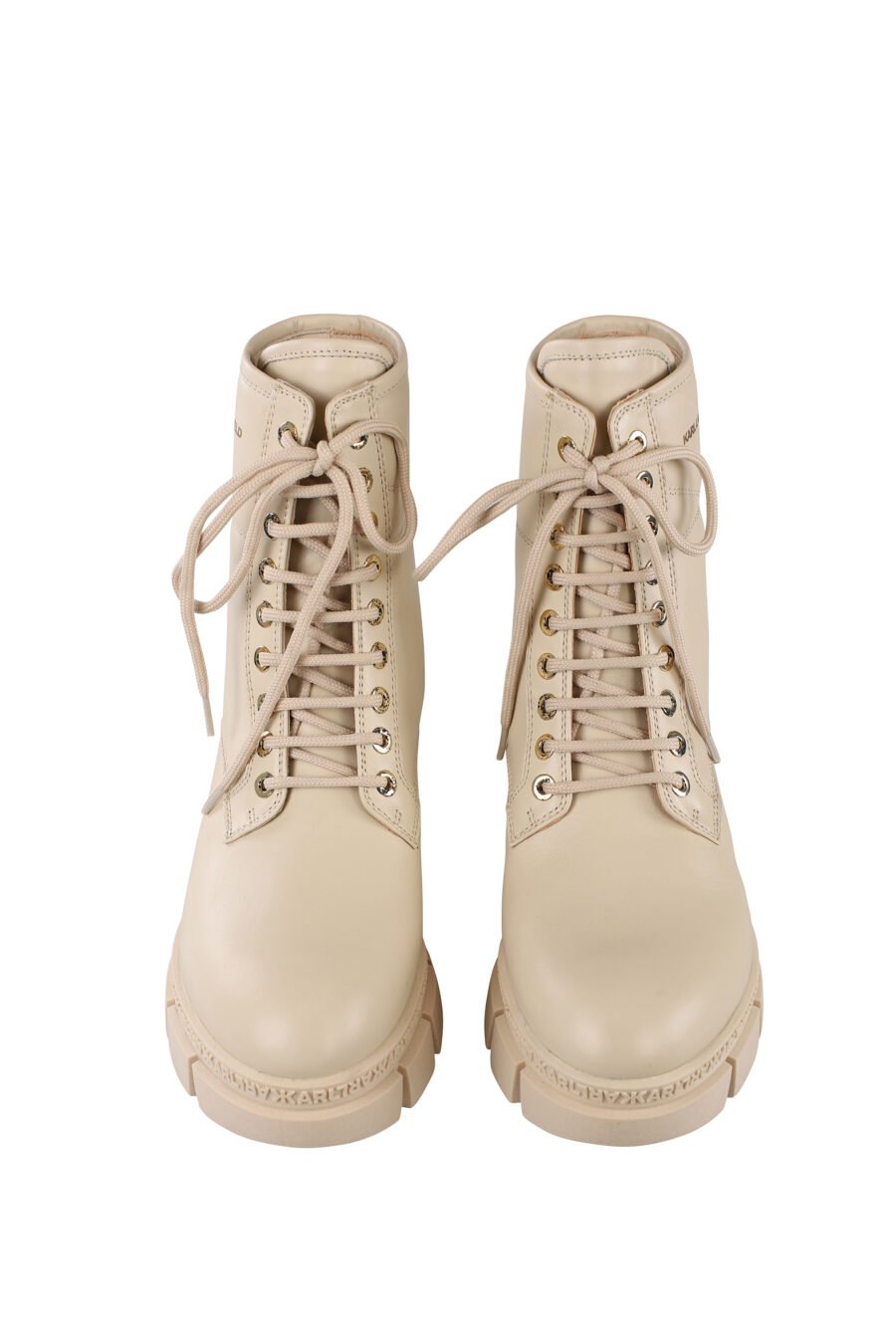 Beige lace-up ankle boots with small gold logo - IMG 6683
