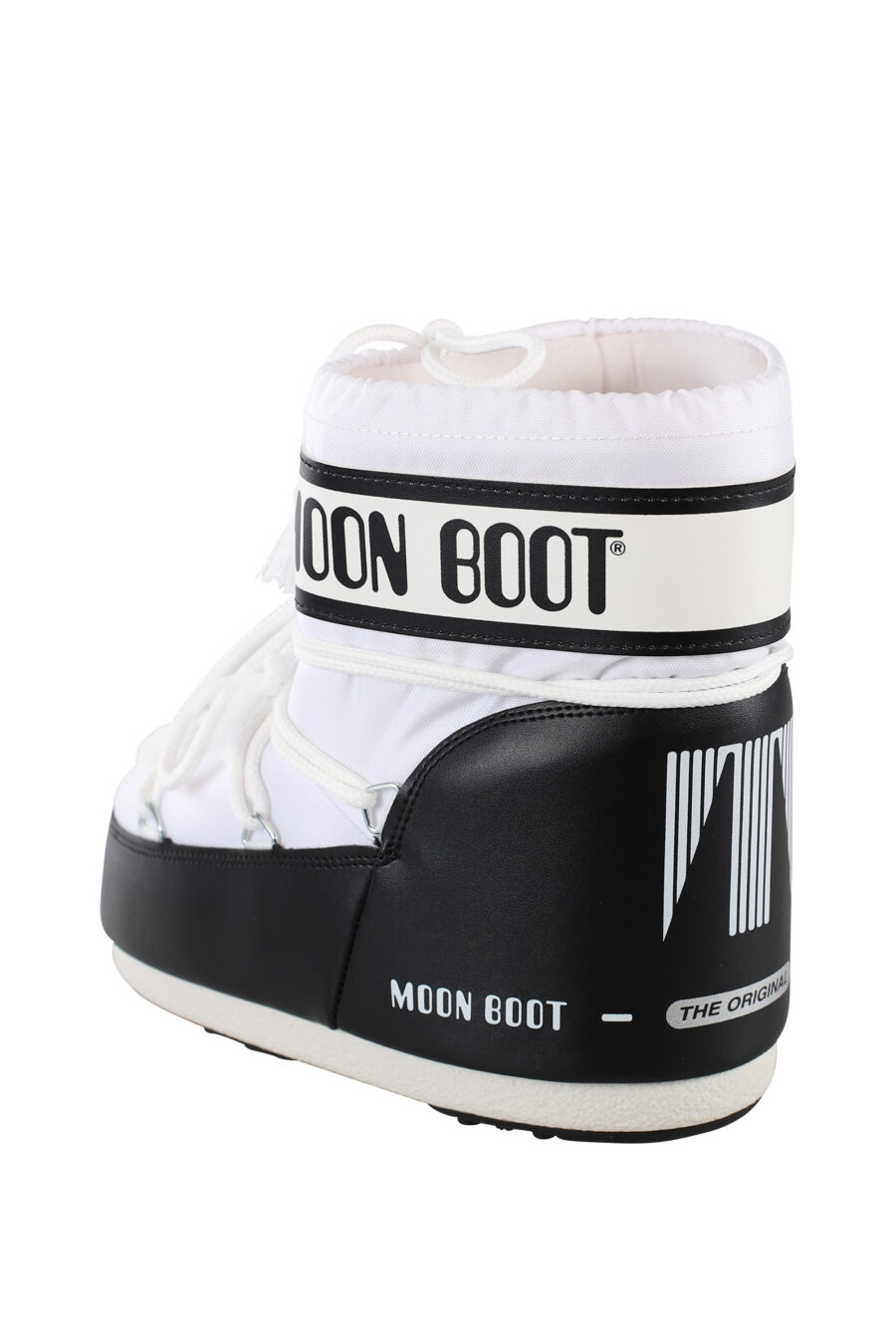 Two-tone black and white snow boots with black logo - IMG 6742