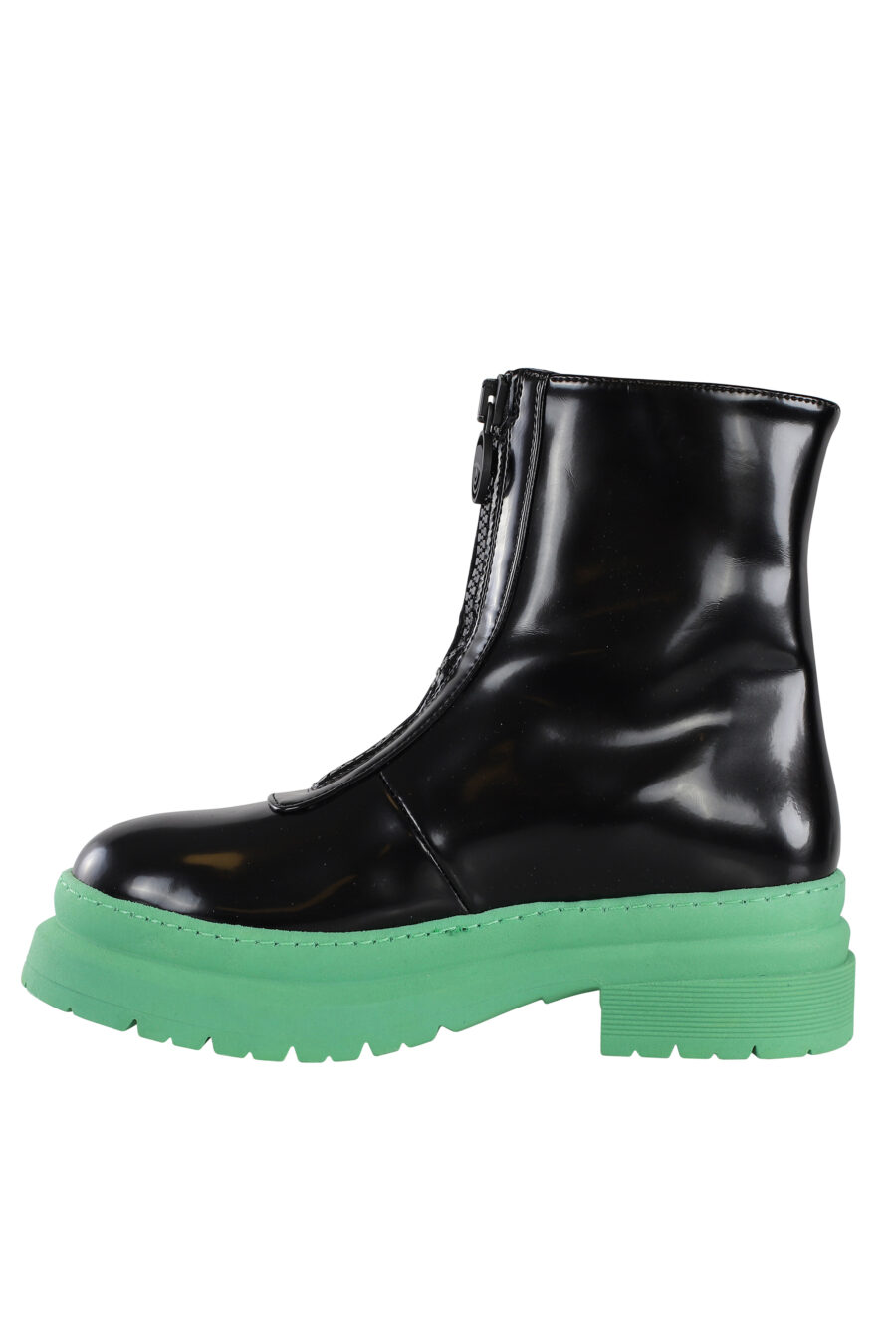 Black vegan leather ankle boots with green sole - IMG 6874