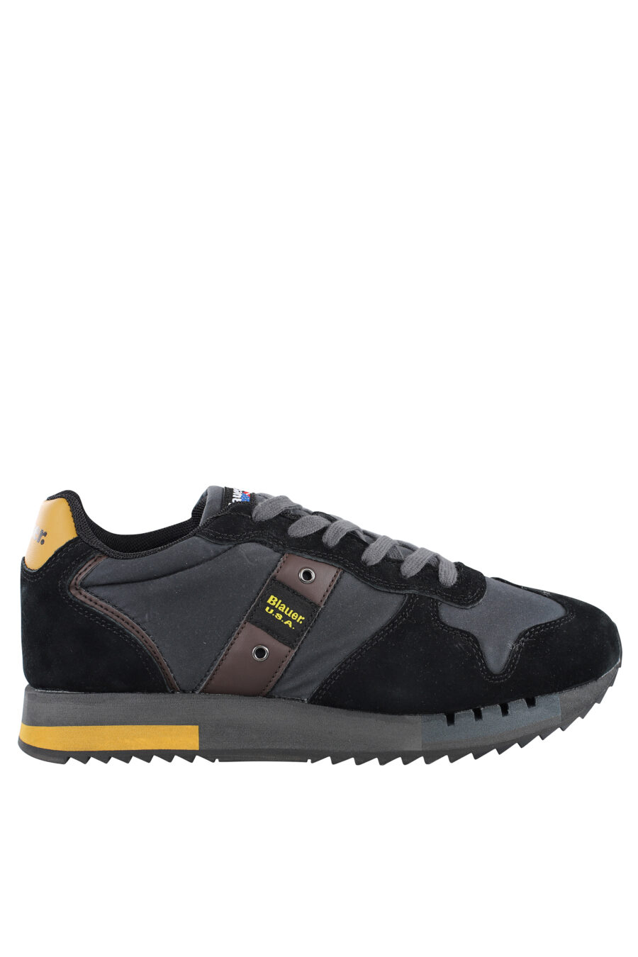 Zapatillas "queen" negras con detalles amarillos y logo - IMG 7083