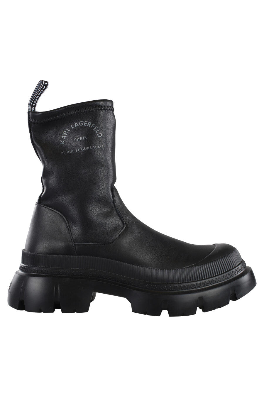 Schwarze Ankle Boots mit schwarzer Plateausohle - IMG 7143
