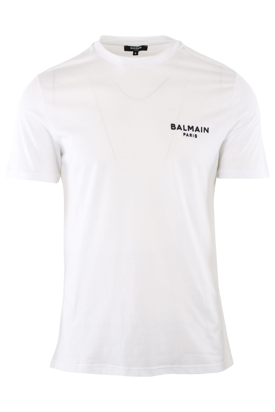 Camiseta blanca con logo negro bordado - IMG 7418