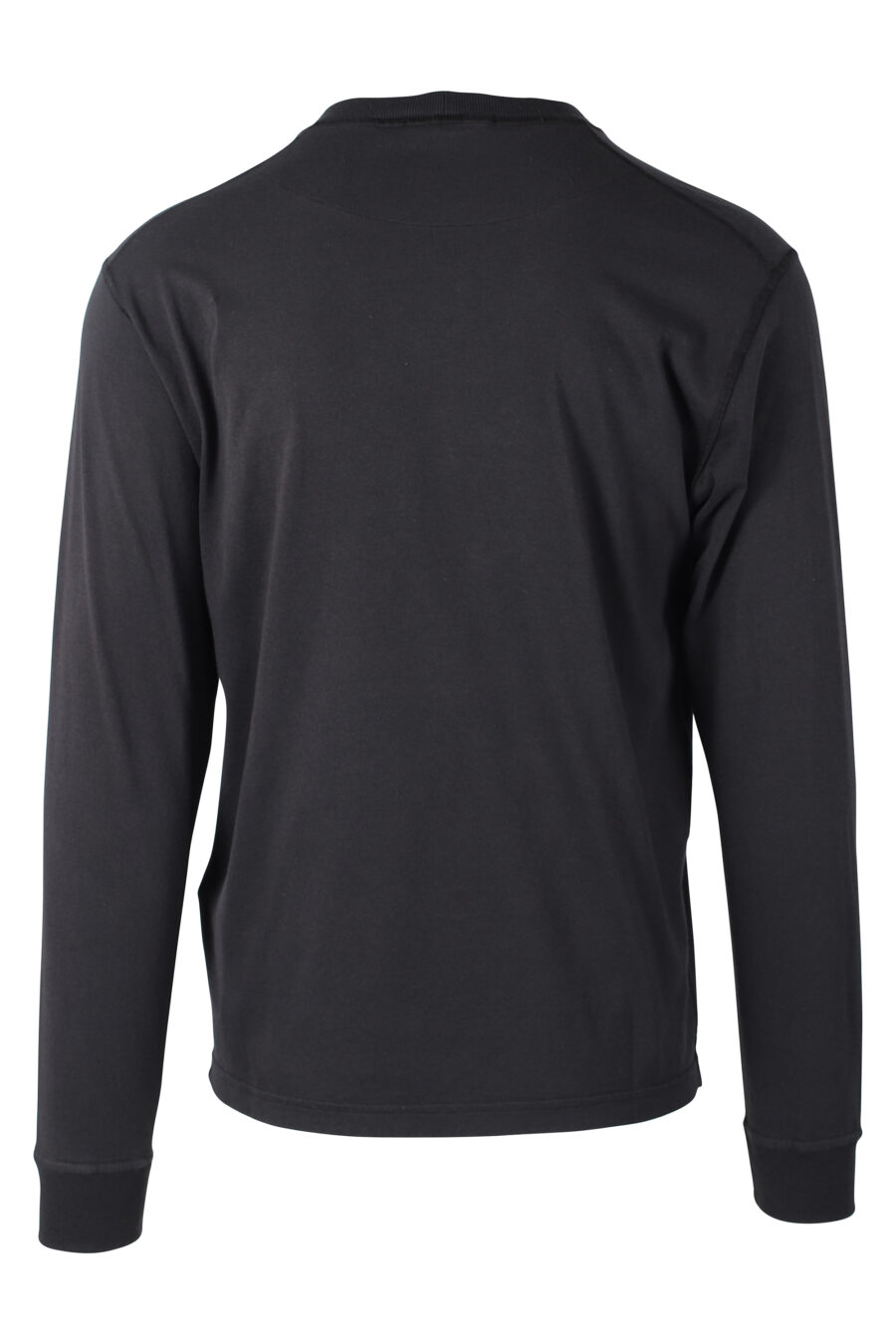 Camiseta manga larga negra con logo parche - IMG 8375