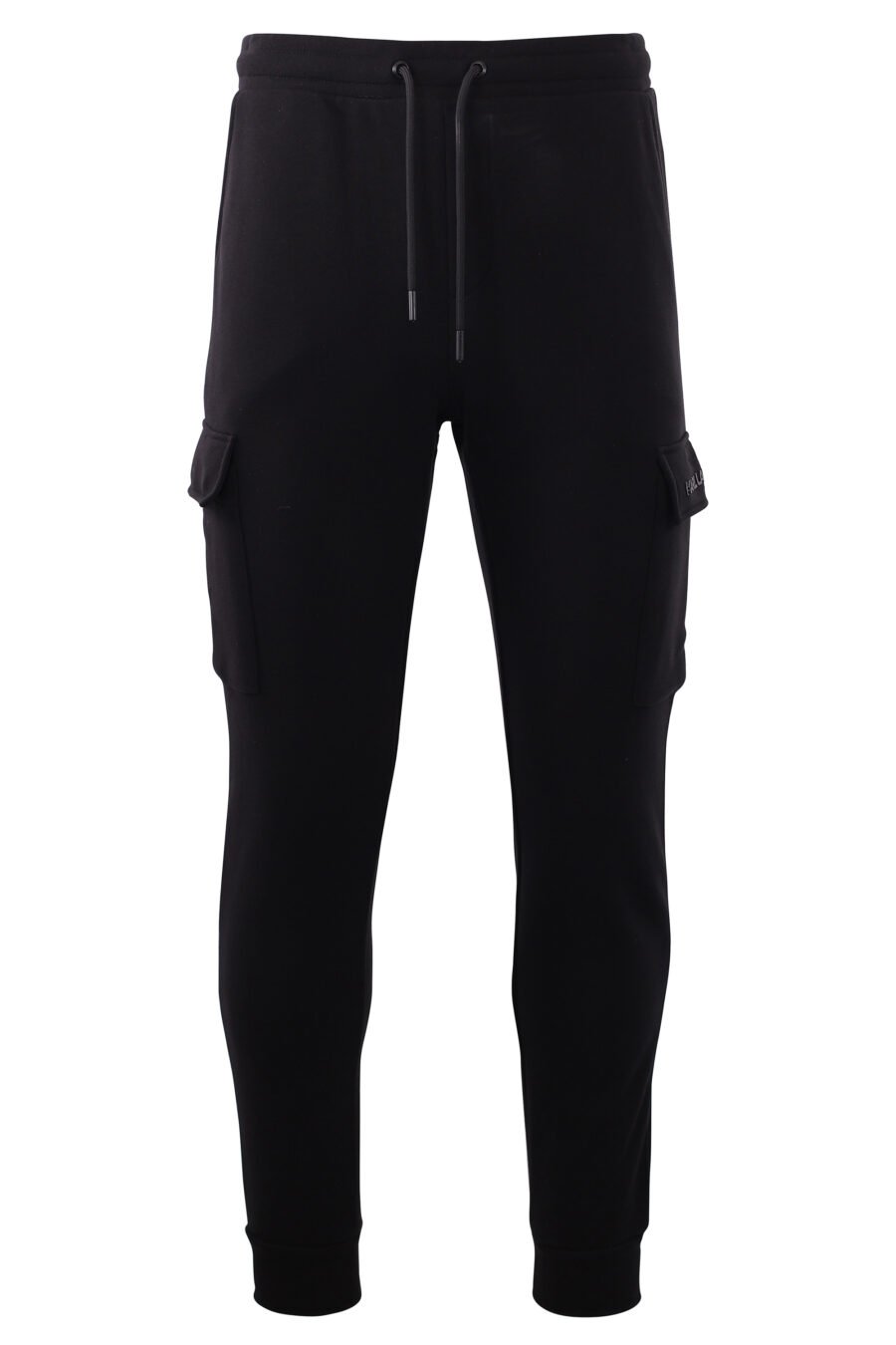 Pantalón de chandal negro con bolsillos laterales - IMG 8577