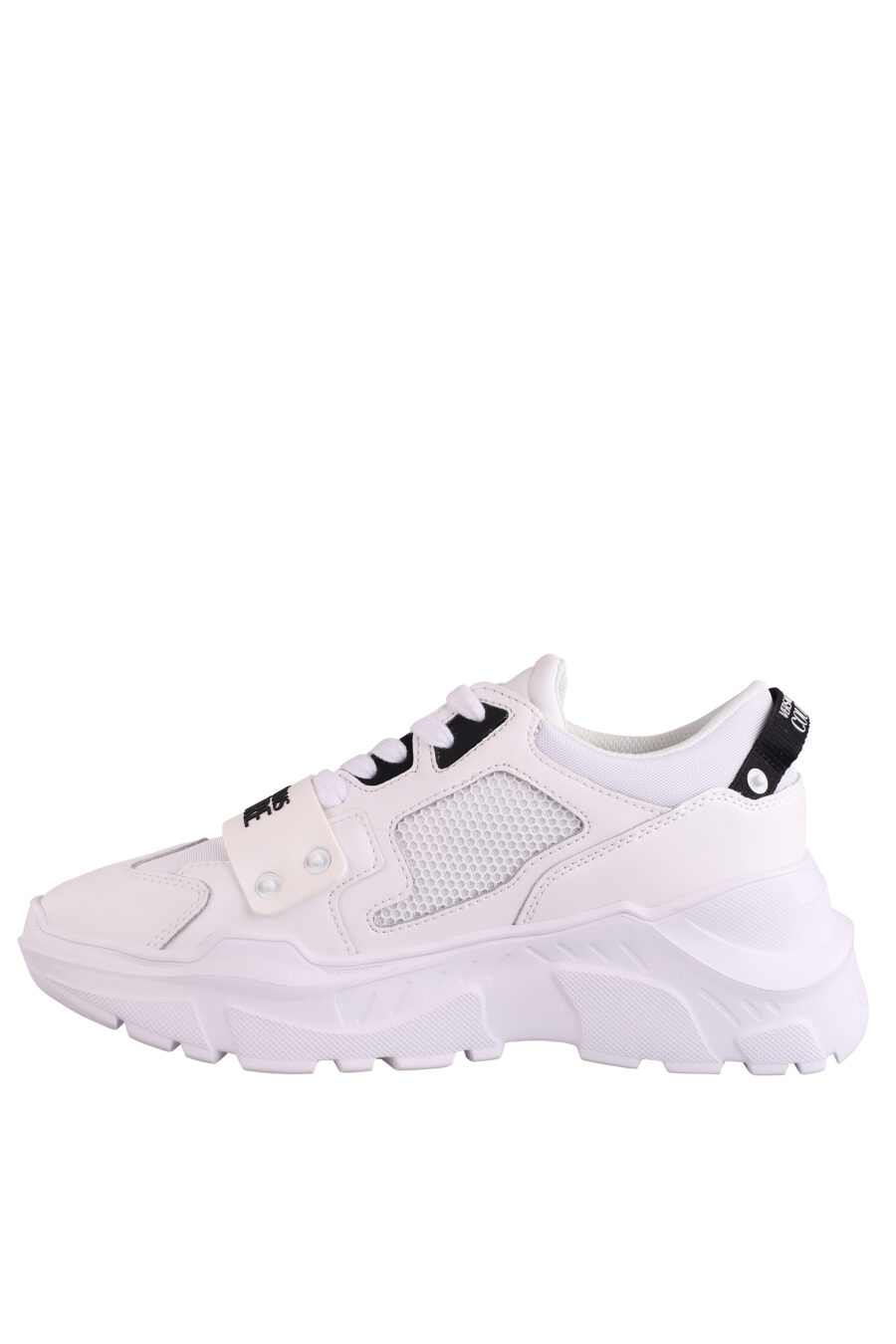 Zapatillas blancas "speedtrack" con logo en goma - IMG 9032