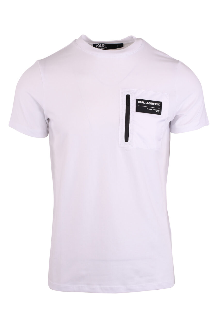 T-shirt blanc avec poche zippée et patch logo blanc - IMG 9473