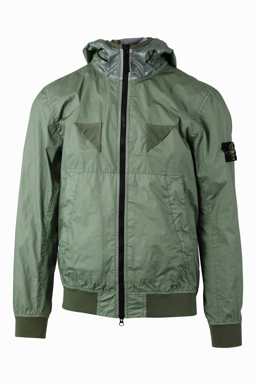 Grüne Jacke mit Kapuze und Logoaufnäher - IMG 1070
