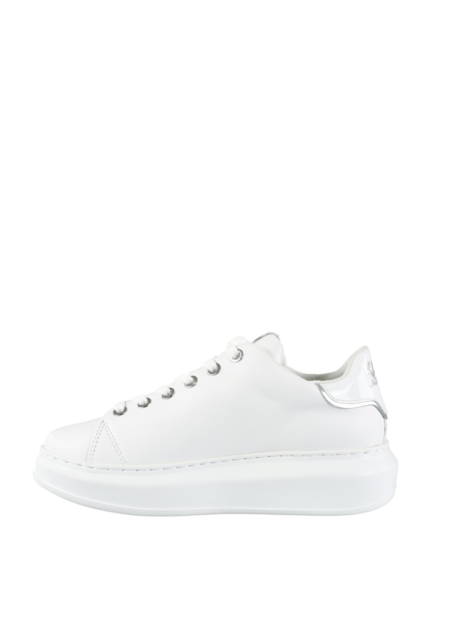 Zapatillas blancas con logo lettering "rue st guillaume" plateado - IMG 9569 1