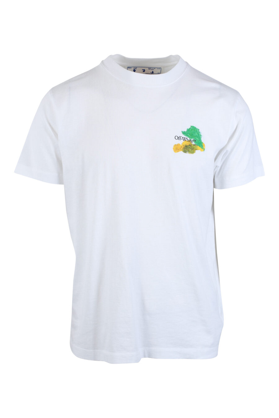 Camiseta blanca con maxilogo "arrow" multicolor por detrás - IMG 2620