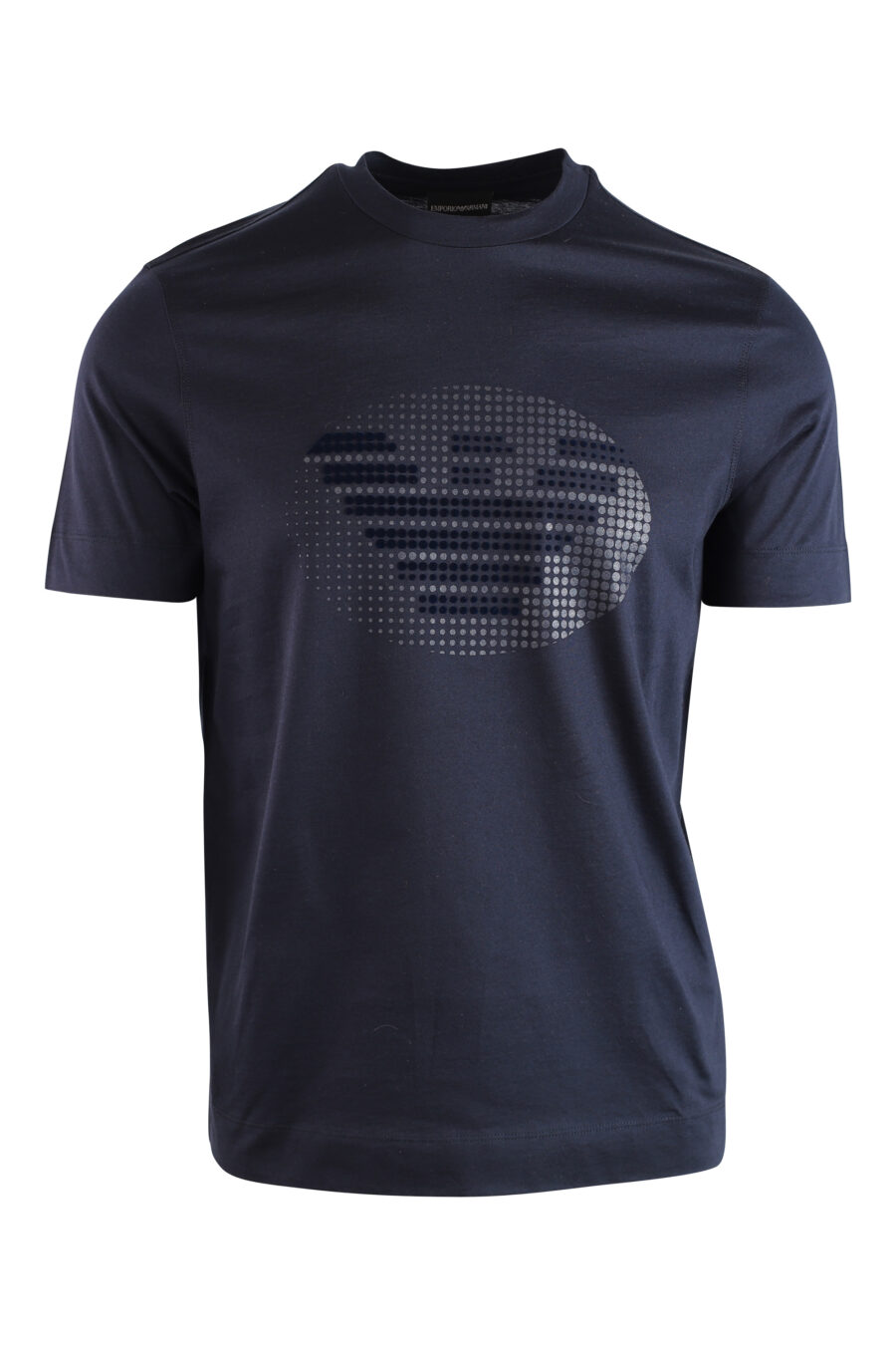 Camiseta azul oscura con maxilogo águila redondo - IMG 3734