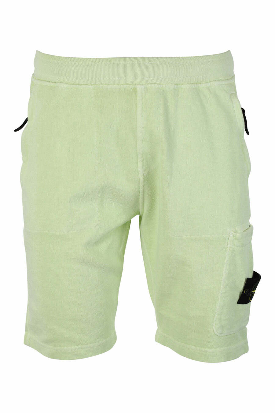 Pantalón de chándal corto verde claro con parche - IMG 9526