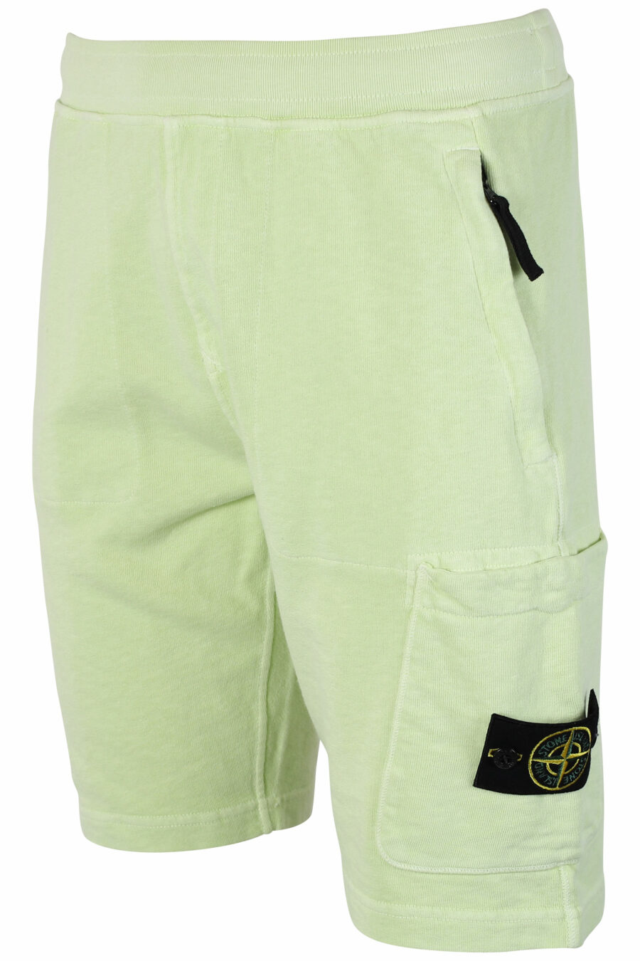 Pantalón de chándal corto verde claro con parche - IMG 9530