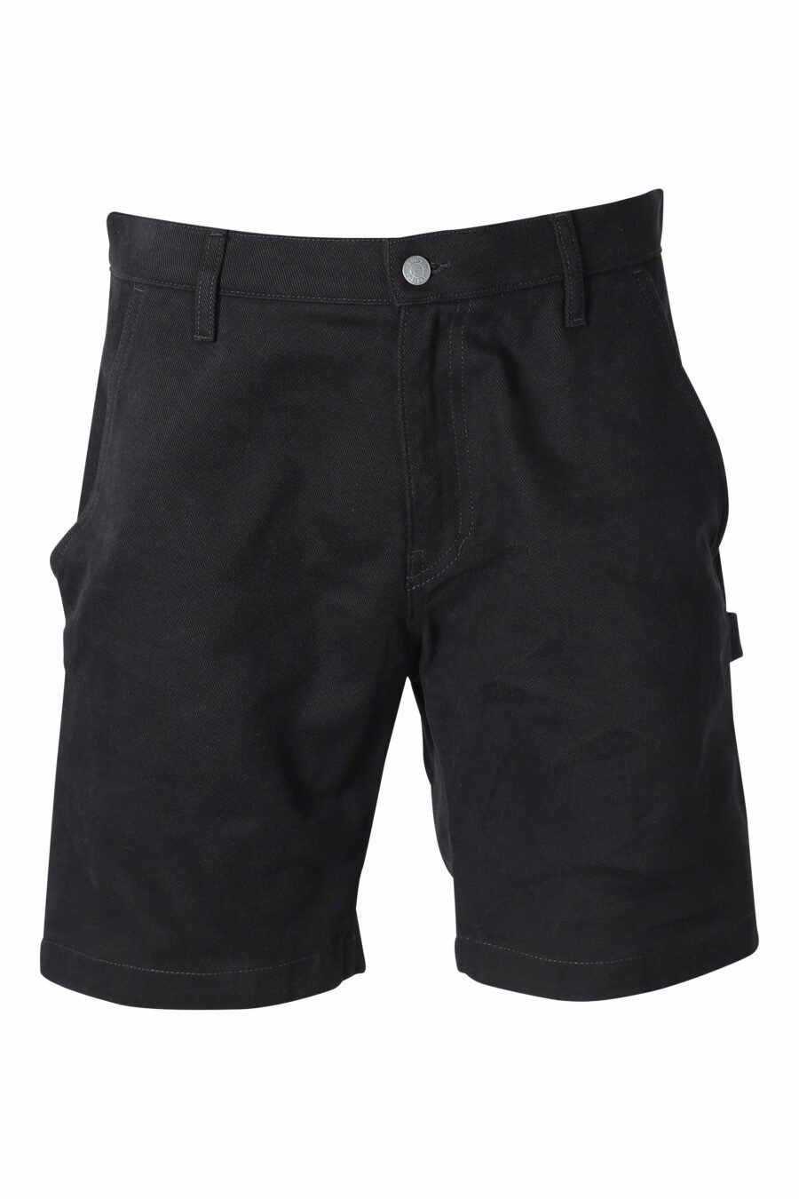 Short en denim noir avec poches latérales - IMG 9563