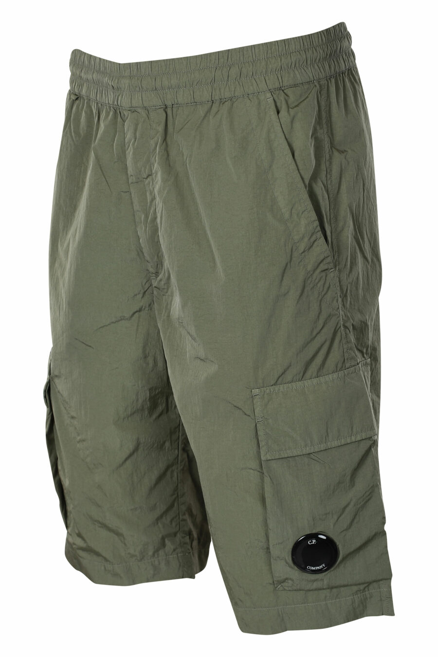 Pantalón corto midi verde militar estilo cargo con minilogo circular - IMG 9585