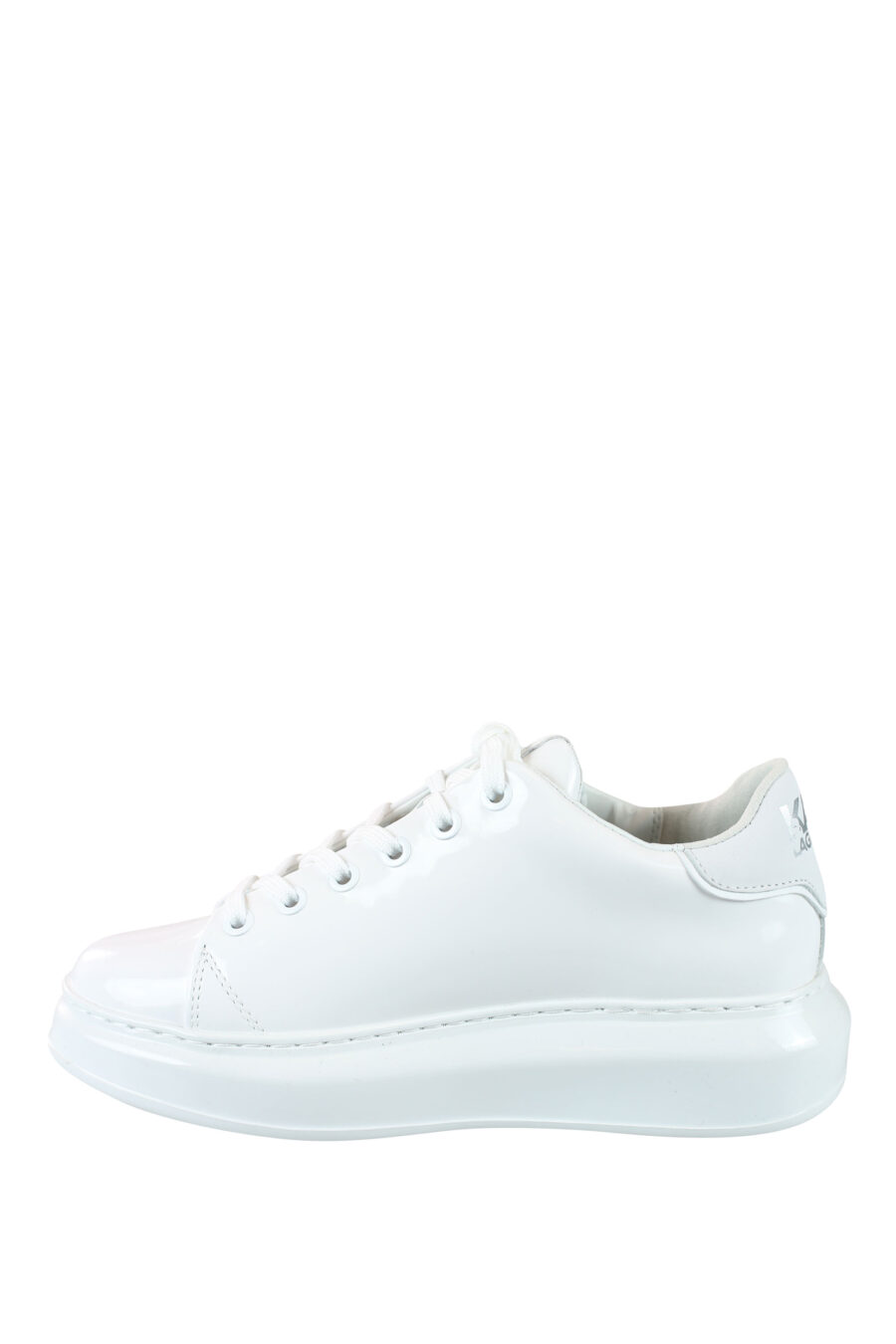 Zapatillas blancas brillantes con logo lettering "rue st guillaume" - IMG 0016 1