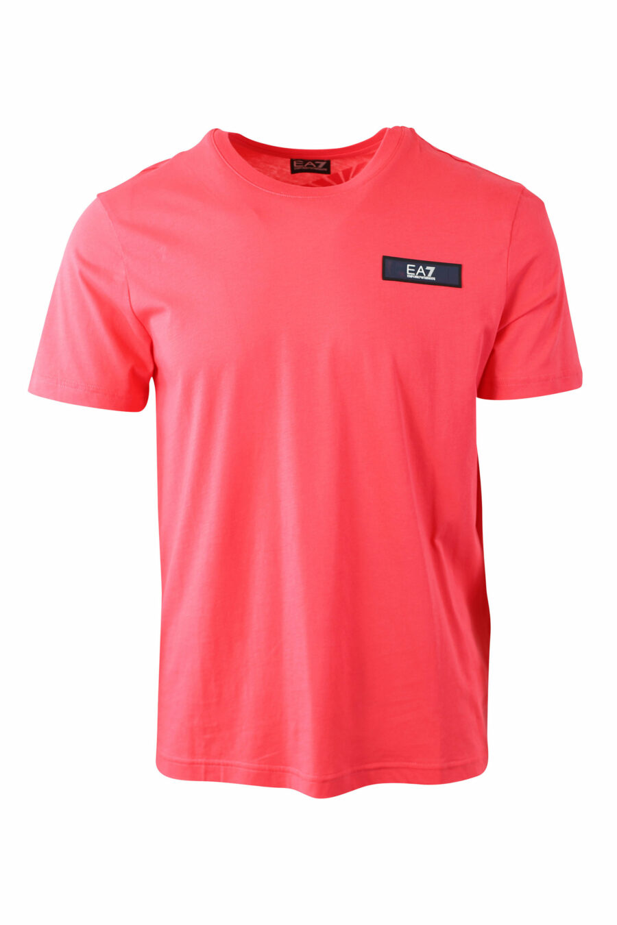Camiseta color coral con minilogo en parche rectangular - IMG 0053 1