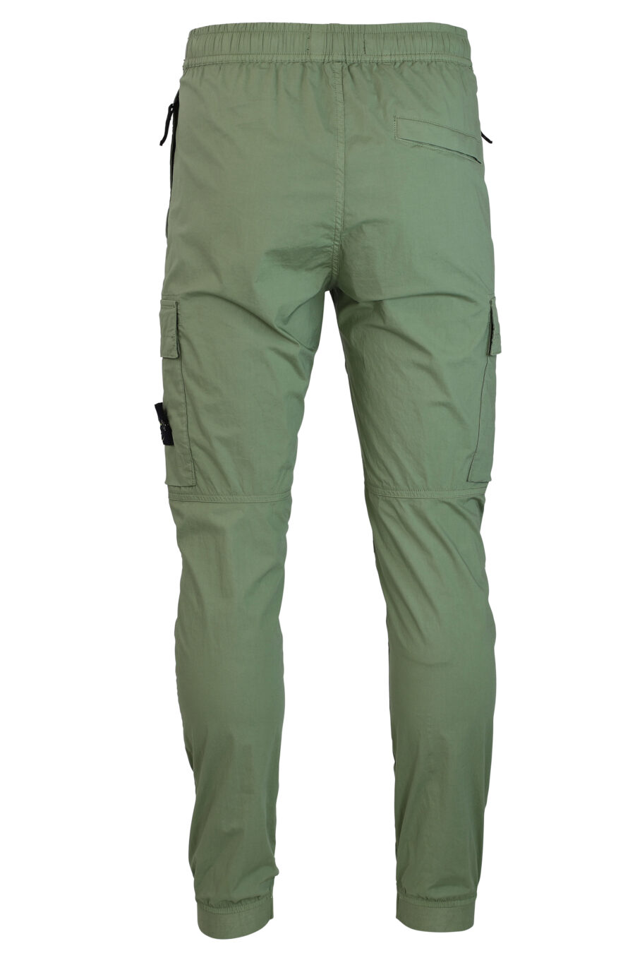 Pantalón cargo verde con parche - IMG 0285