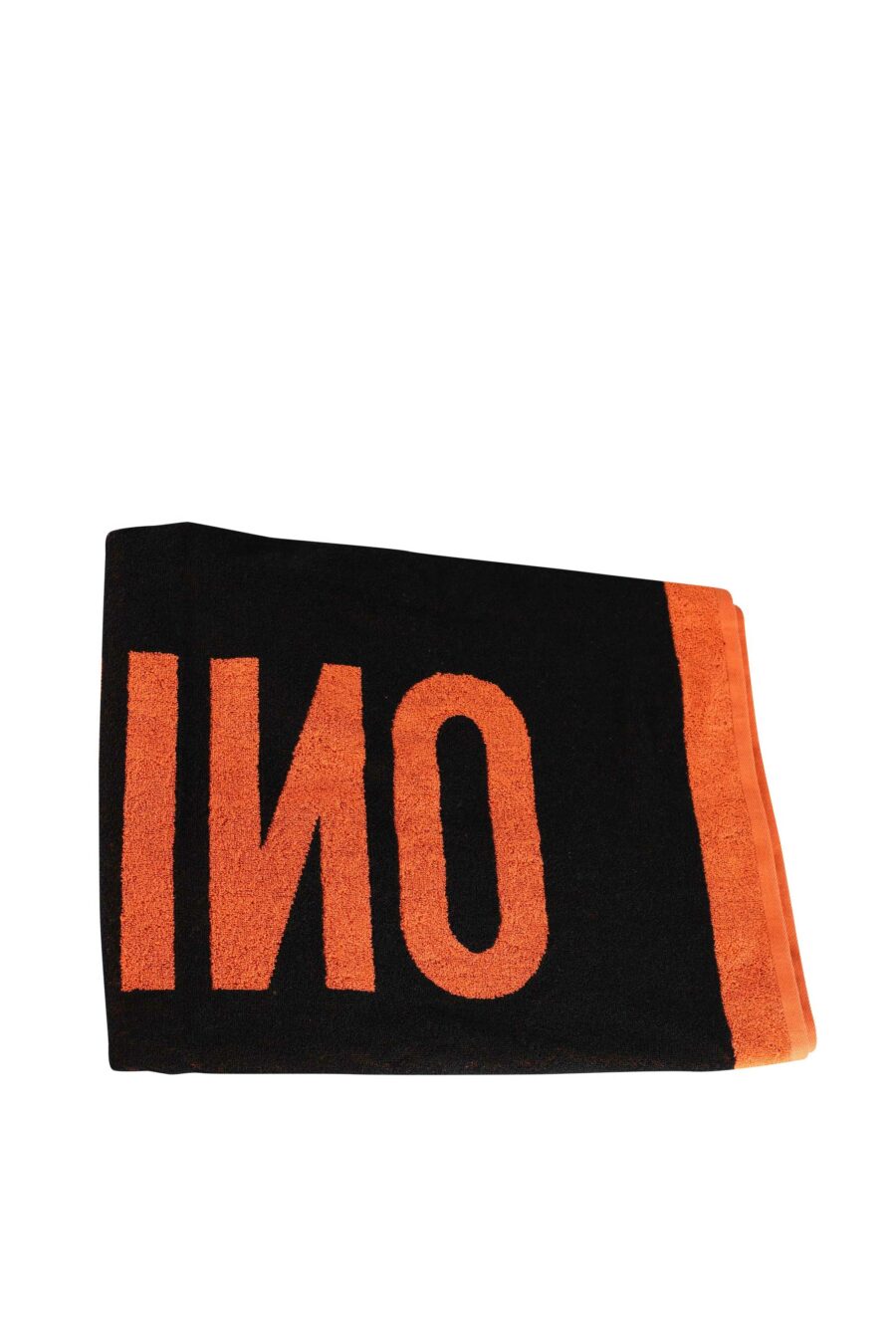 Toalha laranja com maxilogo - IMG 1032