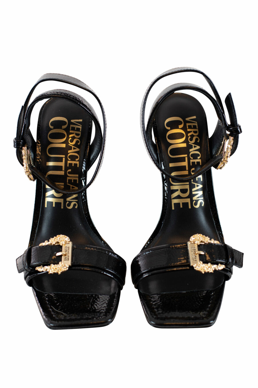 Thick heel sandals with baroque buckle - IMG 4339