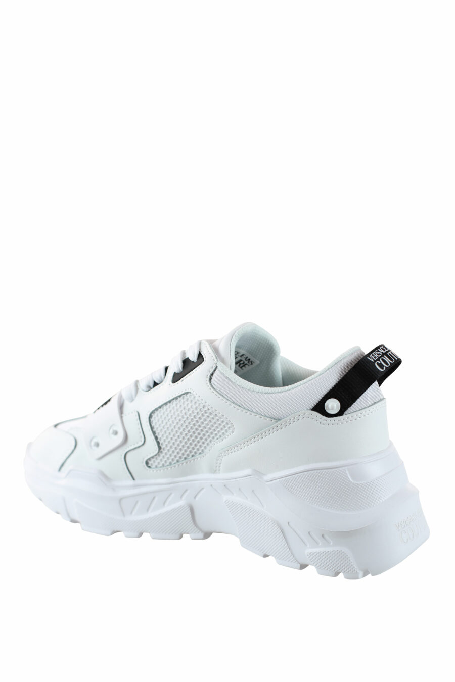 Zapatillas blancas "speedtrack" con detalles negros - IMG 4546