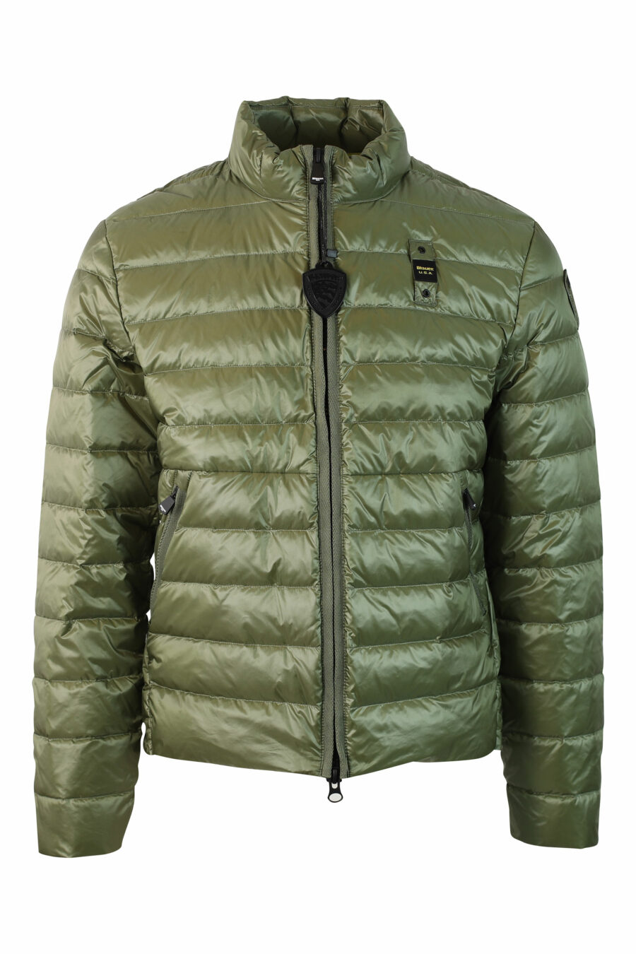 Hellgrüne Jacke mit geraden Linien und Aufnäher - IMG 9806