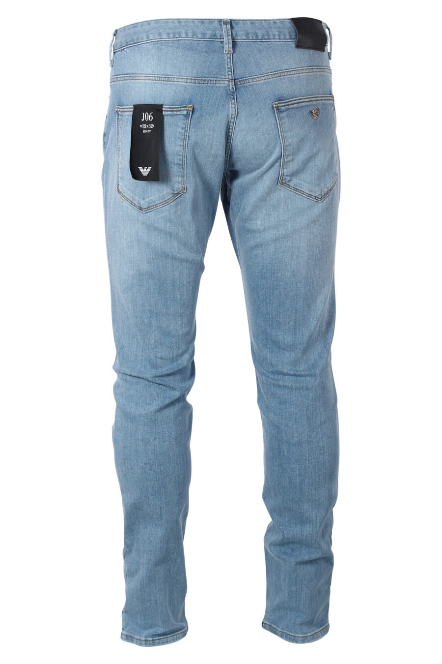 Pantalon en denim bleu clair avec mini logo en métal - IMG 9935