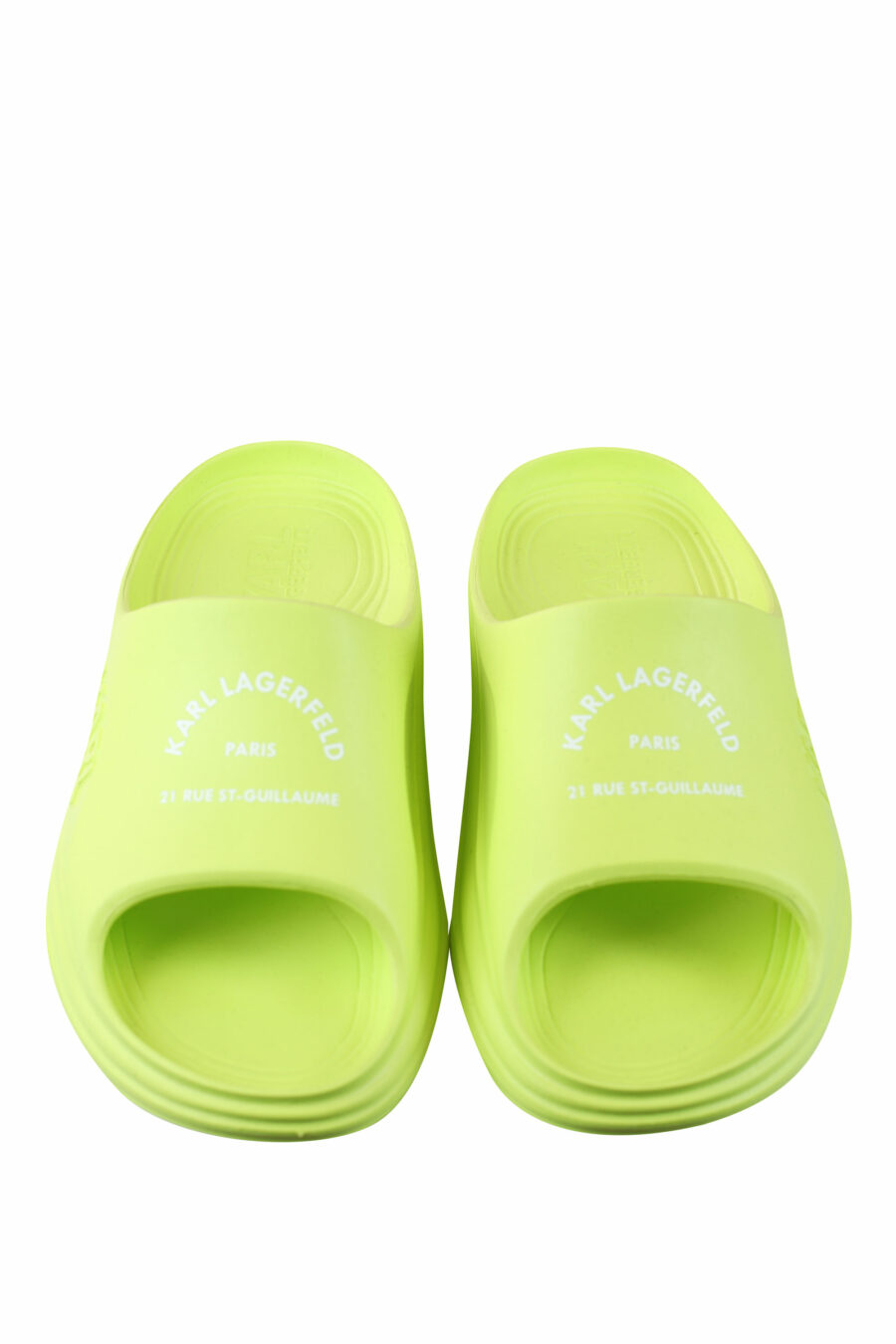 Green eco flip flops with monochrome logo - IMG 9995