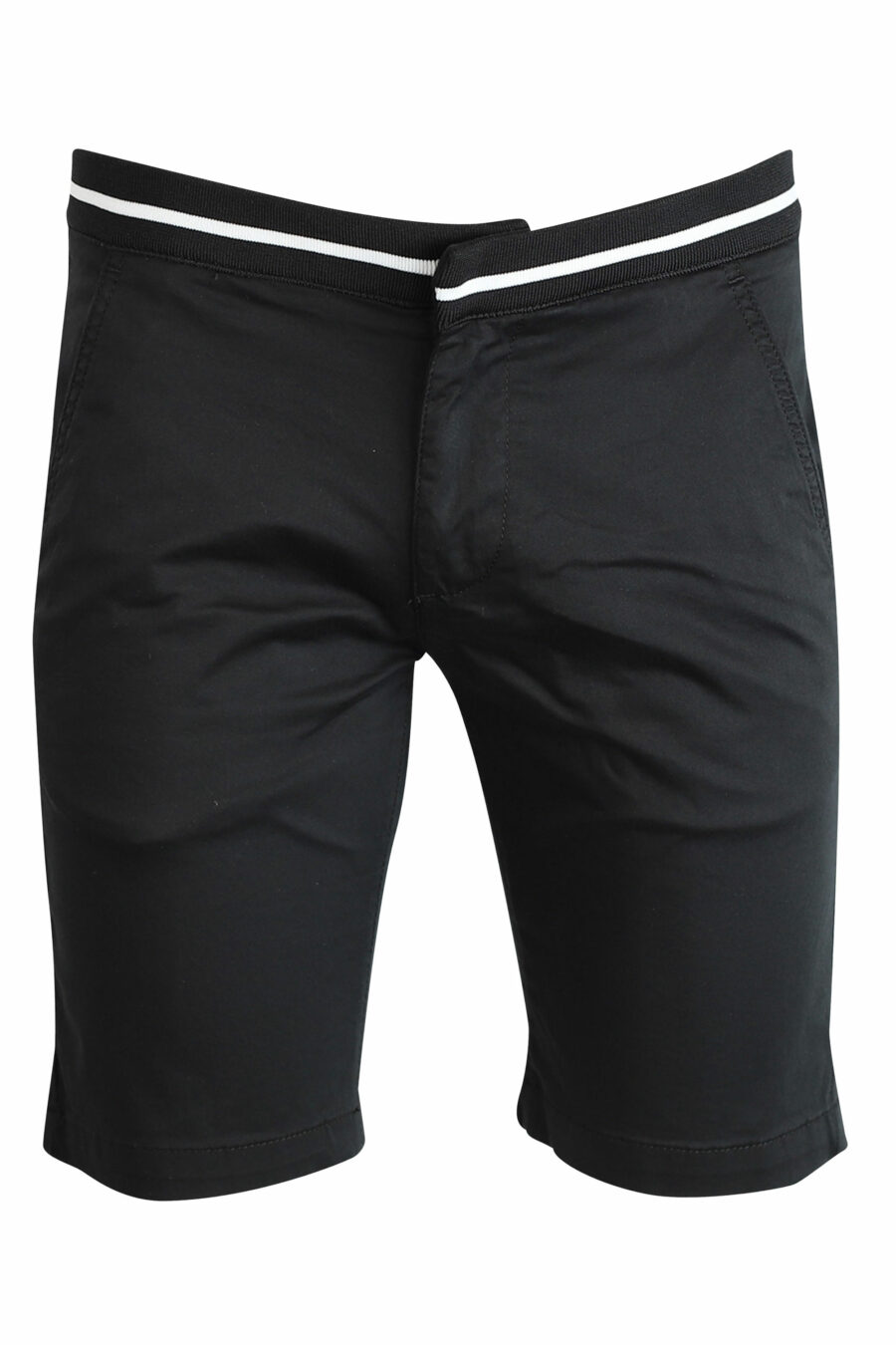 Pantalón negro corto con detalle blanco - 4062226164863