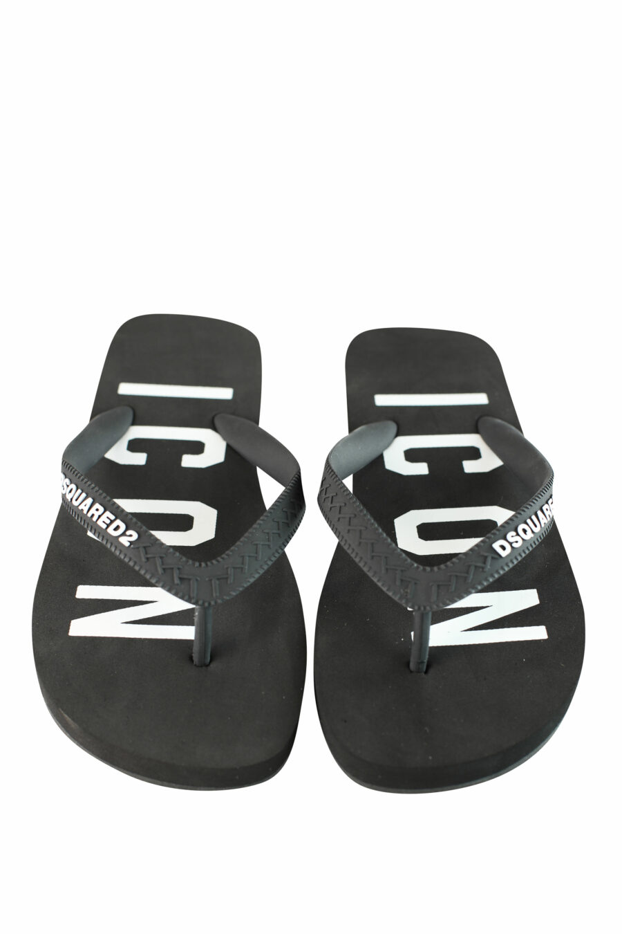 Black flip flops with white logo - IMG 1265