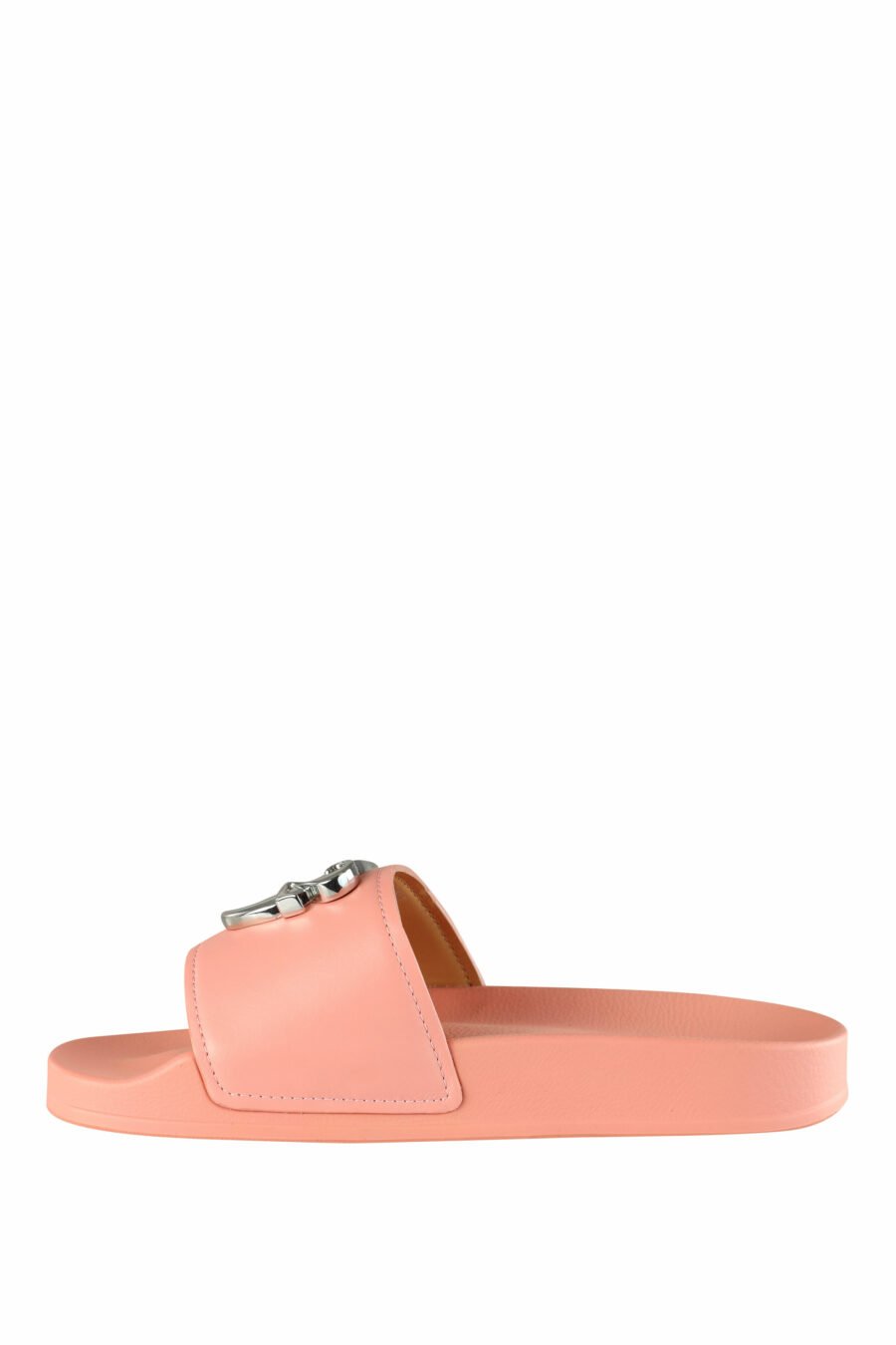Pink flip flops with metal "D2" logo - IMG 1305