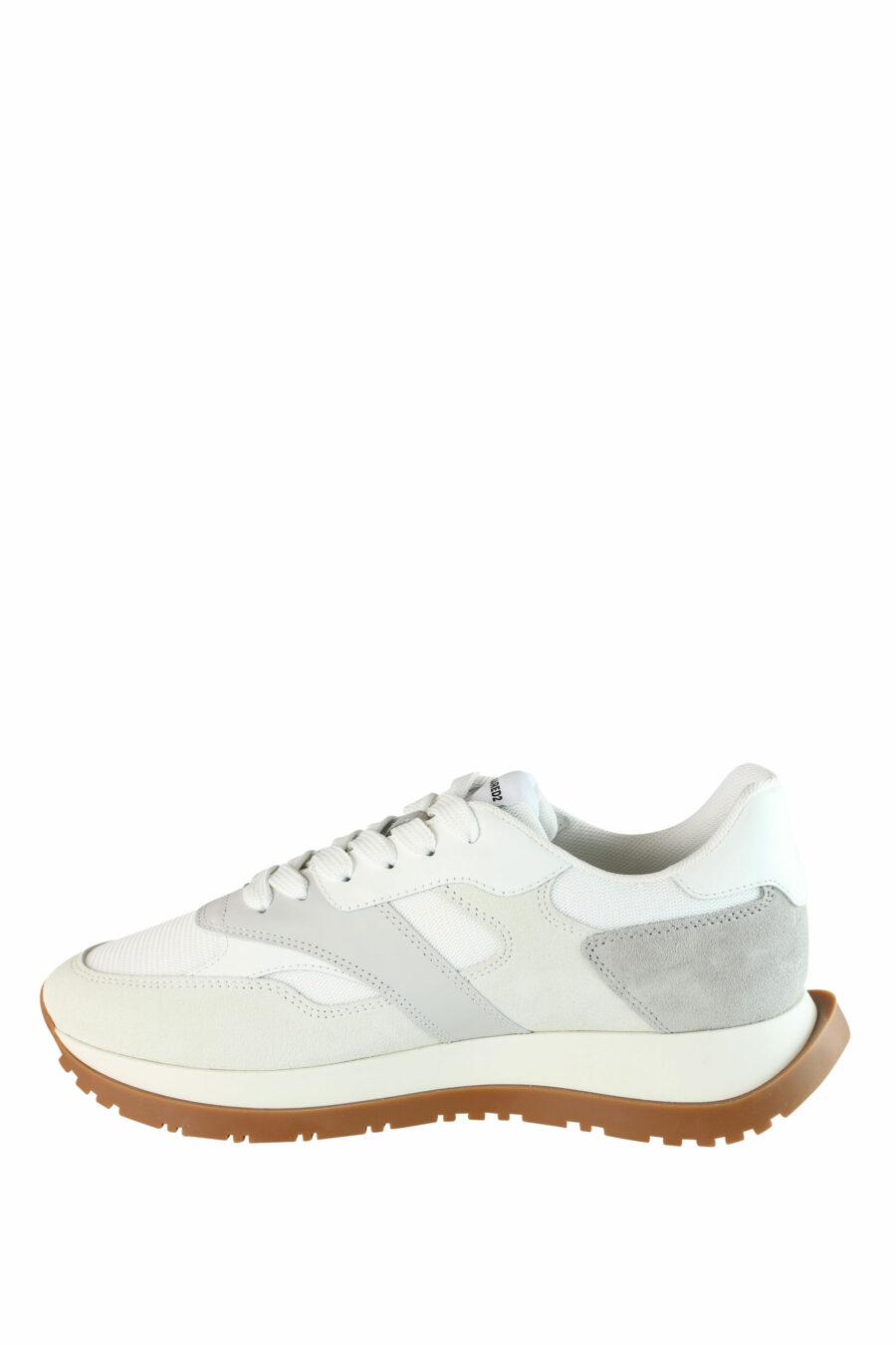 Zapatillas blancas "running" con detalles grises y beige - IMG 1399