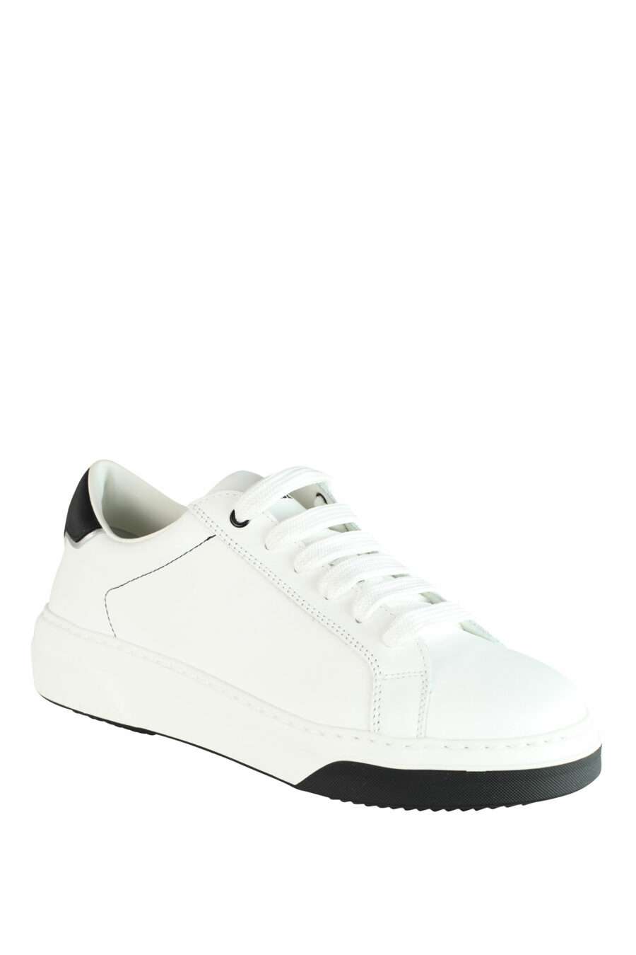 White "bumper" trainers with black details and logo - IMG 1426